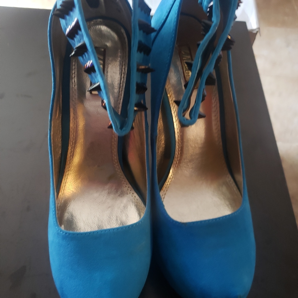 Blue Heels